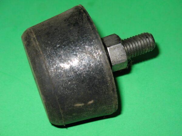 601-5406-T Stopper, Short - Hang On Sit Down on a green background,