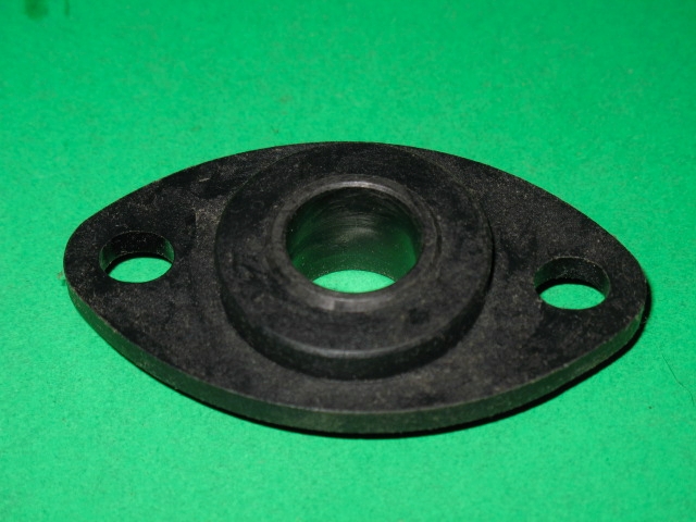A 100-5091 Bearing, Outrun on a green surface.