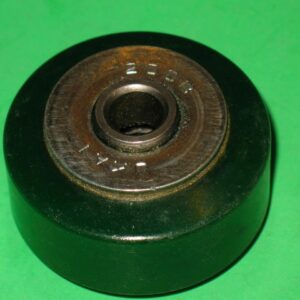 A 601-5862 bearing on a green surface.